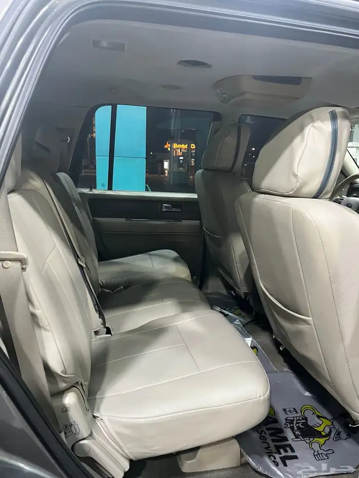 فورد اكسبيدشن 2011 10