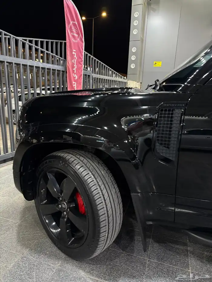 ديفندر 2020 اكس 110 V6 HSE لدى معرض(الرشيدي) 4