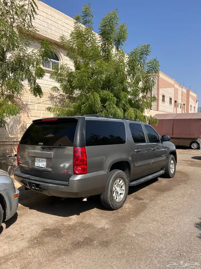 جي ام سي يوكن طويل 1