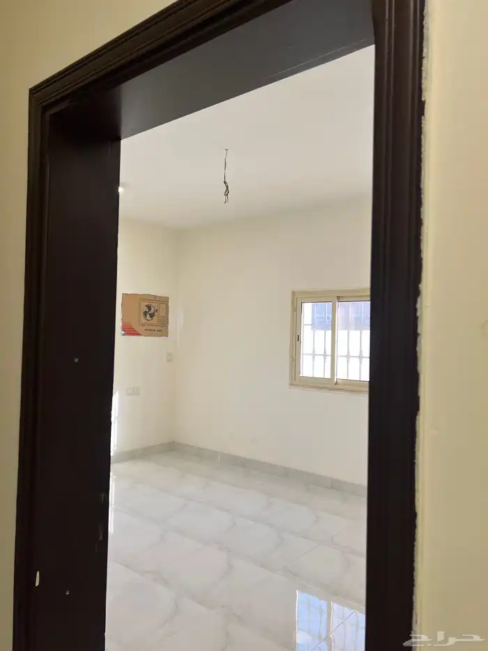 شقق للإيجار عزاب حي المنارات للسعوديين فقط 3