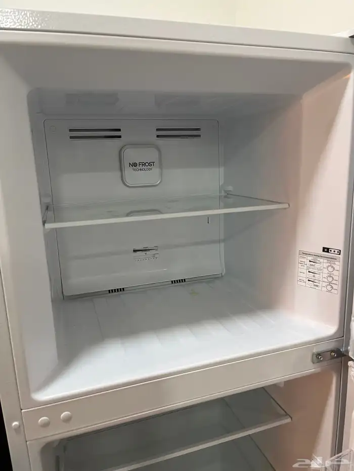 للبيع ثلاجة ميرال 8.9 قدم 1