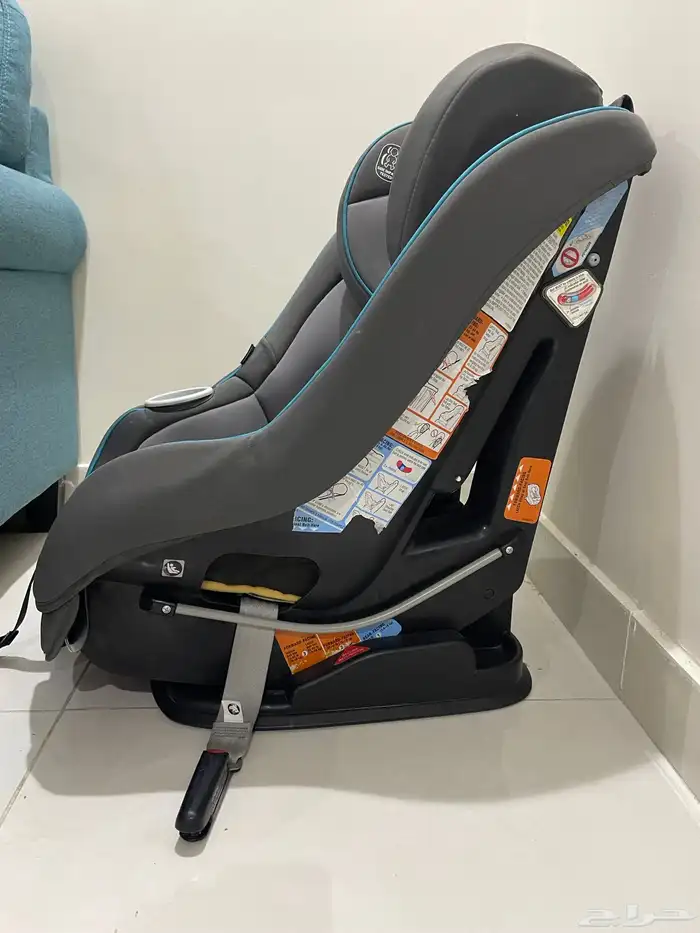 كرسي سيارة للاطفال الى عمر خمس سنوات جراكو 2