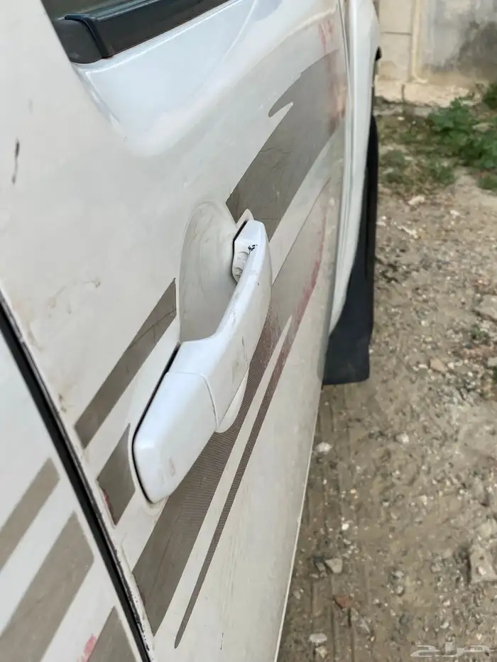 البيع نفار مديل12 ماشي 300 وشوي 13