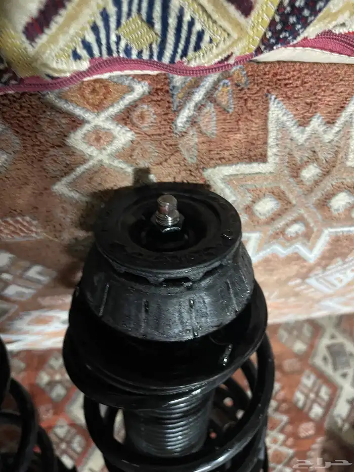 مساعدات مع كراسي ويايات اكسنت 3