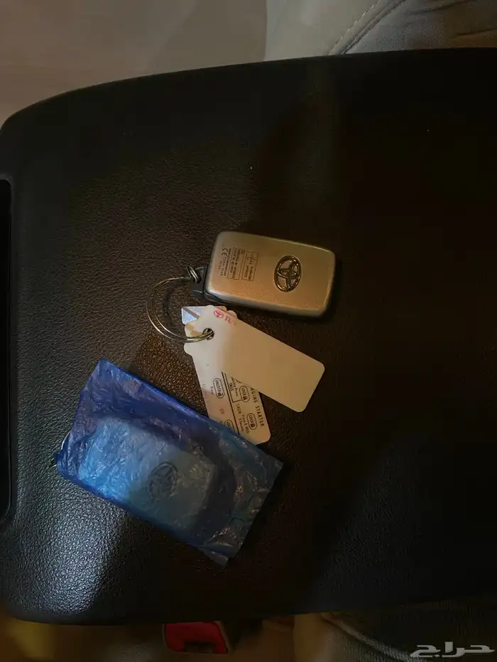 جيب لاندكروزر 2011((مخزن )) 46