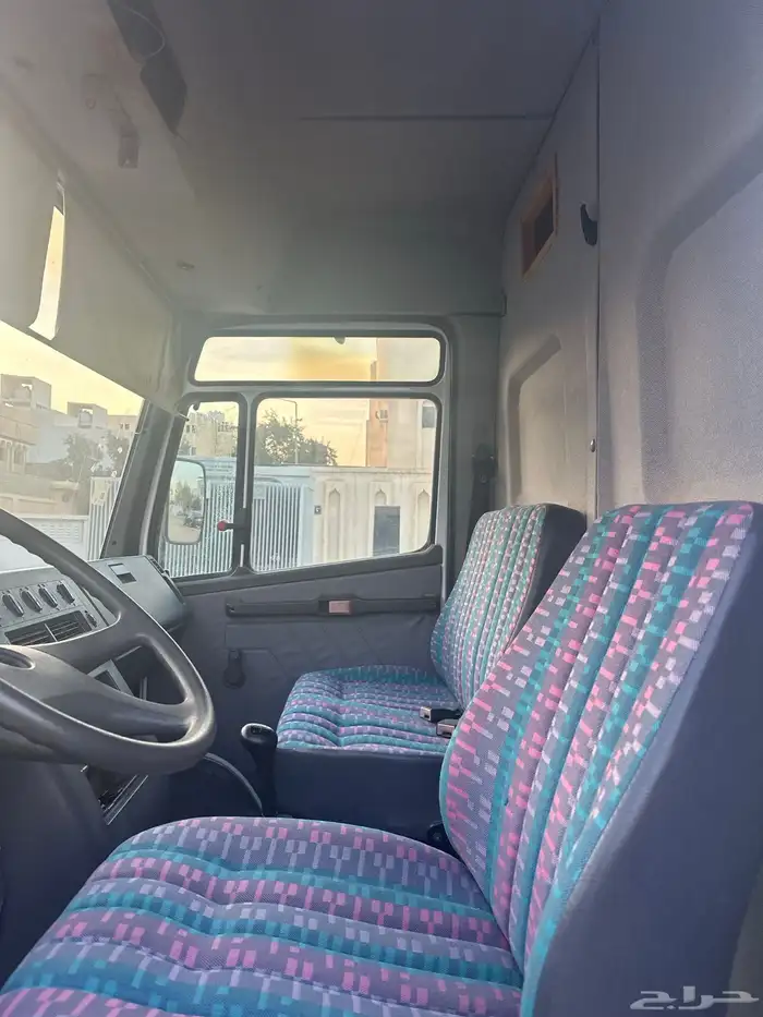 للبيع فان مرسيدس جاهز يخدمك 1