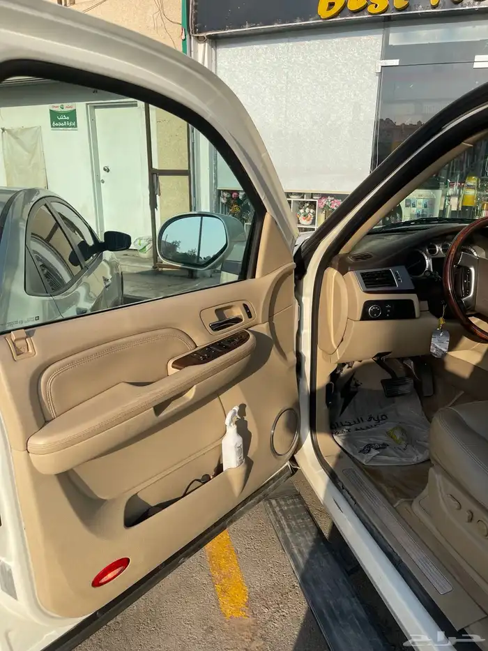 كاديلاك إسكاليد 2009 نظيف للبيع 12