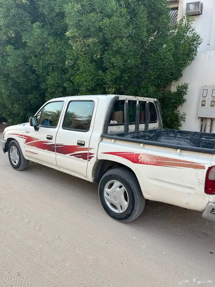 هايلوكس 2004GLX 1