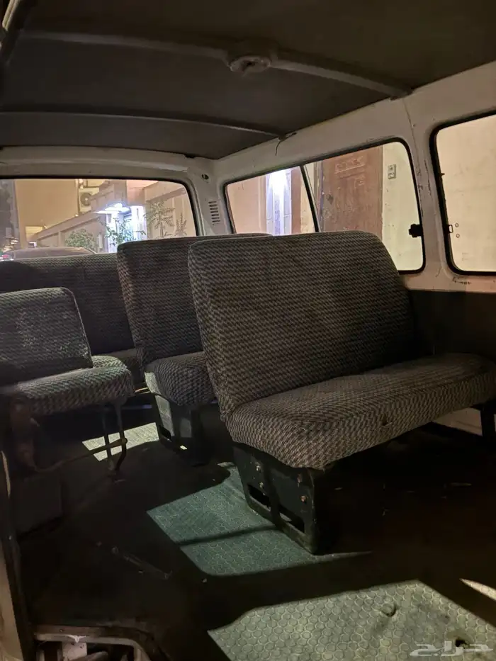 باص تويوتا 2001 6