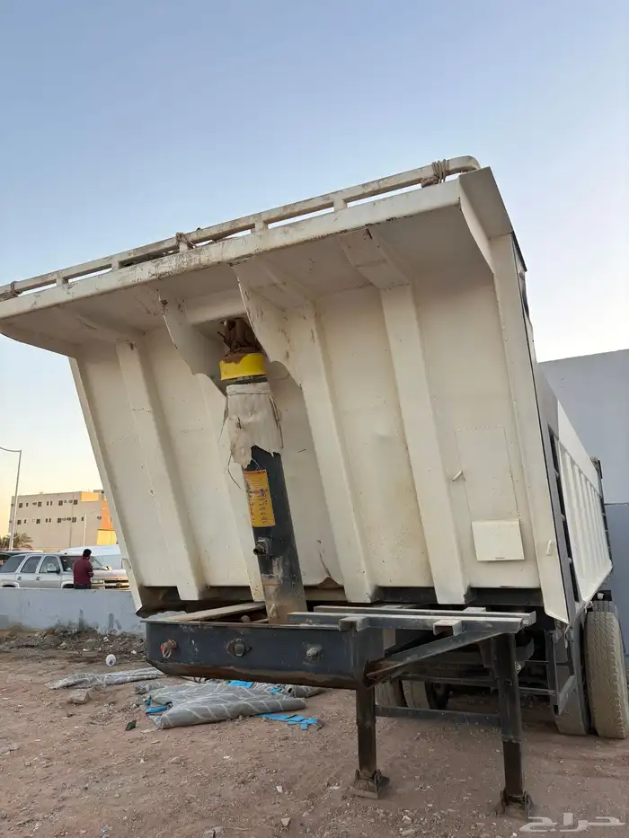 صندوق قلاب (للبيع فقط ) على السوم 3