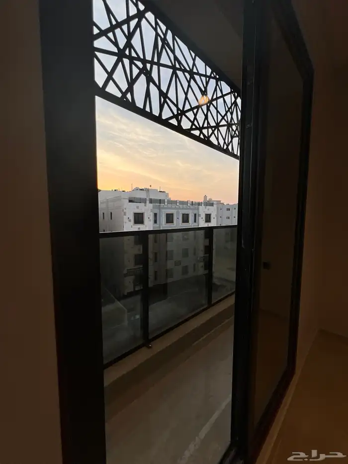 شقة للبيع بالدمام السعر 520الف 8