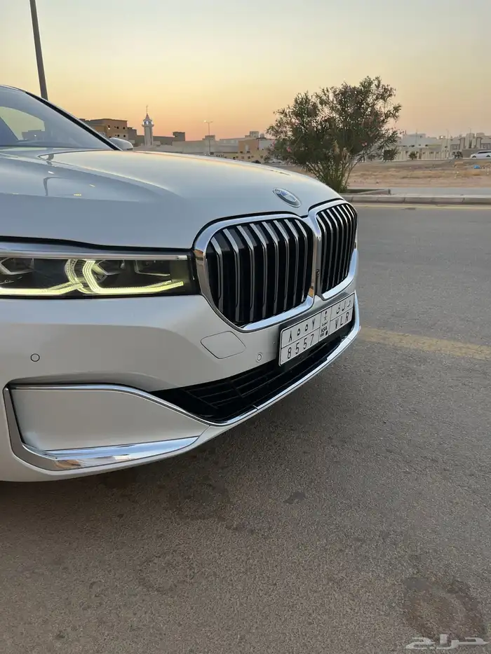 بي ام دبليو 730 2020 7