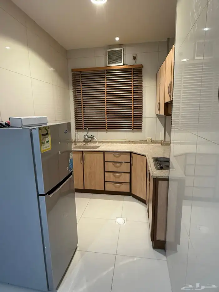 شقة مفروشة عزاب بحي الحمراء قريبة من جامعة فيصل ومعهد نيتي 6