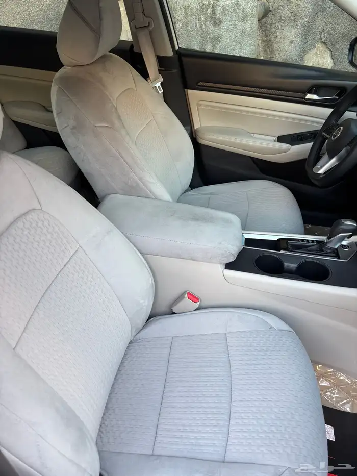 نيسان التيما 10