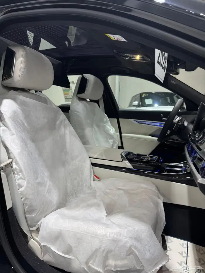 BMW 735i 2026 black ضمان وصيانة M kit بطاقة فاتوره 7