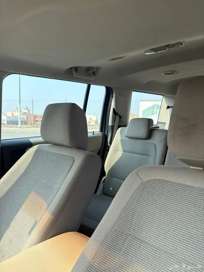 للبيع فورد فلكس موديل 2011. 6