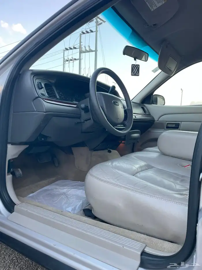 فورد فكتوريا 11 بودي ومحركات بلد 60