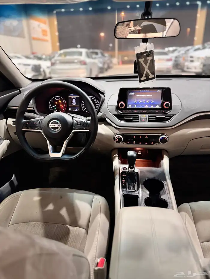 نيسان التيما موديل 2022 12