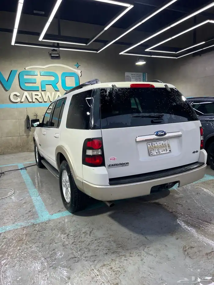 فورد إكسبلورر 2008 10