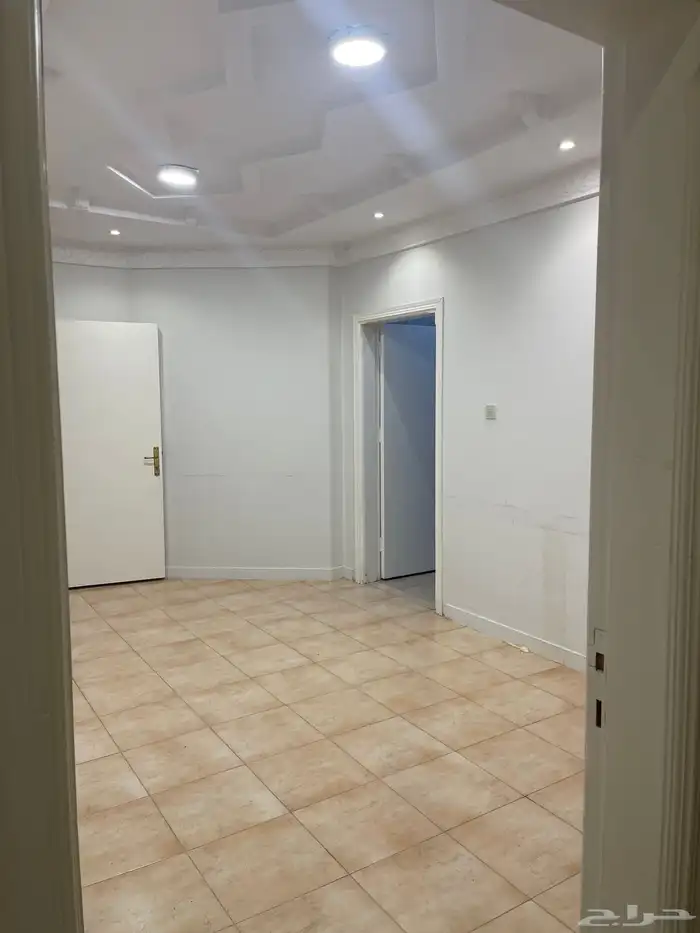 دور ارضي للايجار حي الياسمين 3