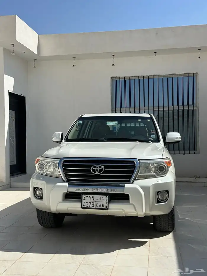 لاندكروزر 2014 شرط البدي والمحركات 6