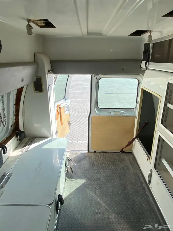 فان فورد ديزل مديل 2003 للبيع 25