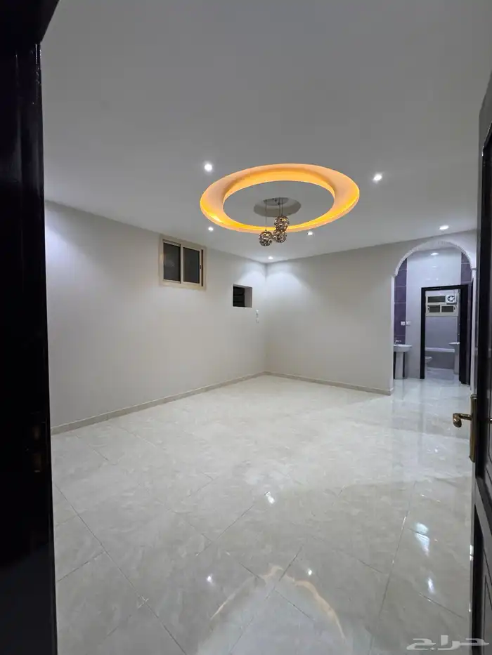 شقه ارضيه خلفيه حي البوادي السعر 380 الف 6