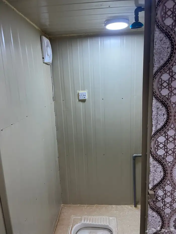 غرفه عريعره نضيفه جدا 8