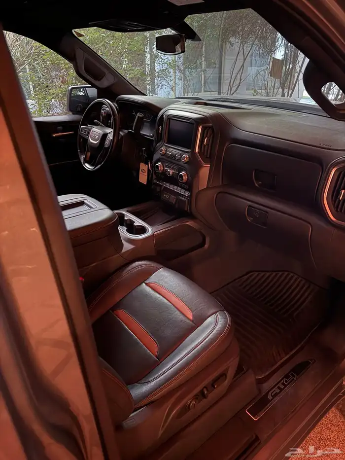 سييرا AT4 نظيف رمادي 24