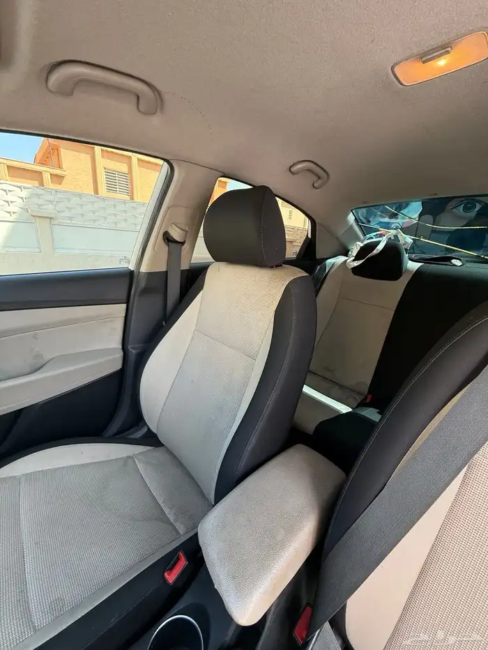 اكسنت هيونداي 2021 8