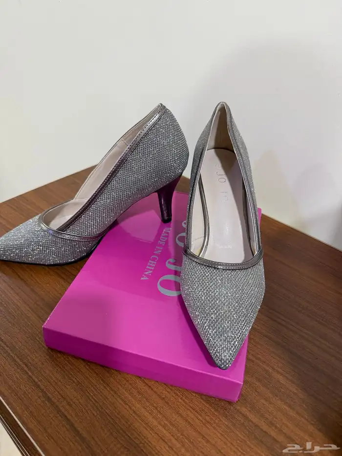 جزمة كعب نسائي 1