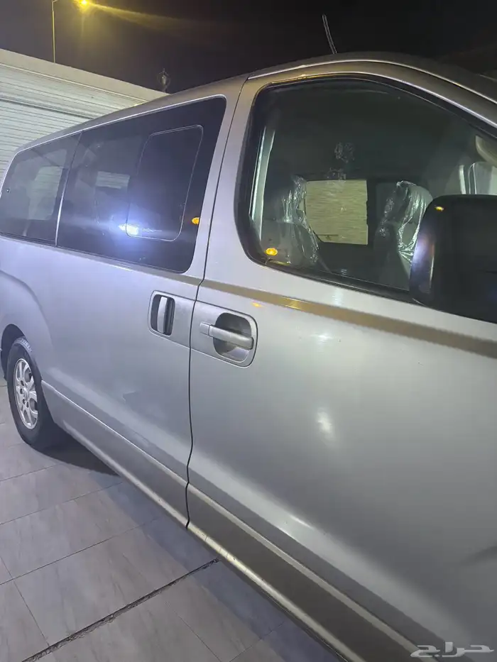 باص H1 هيونداي موديل 2016 للبيع قابل للتفاوض للصامل والجاد 1