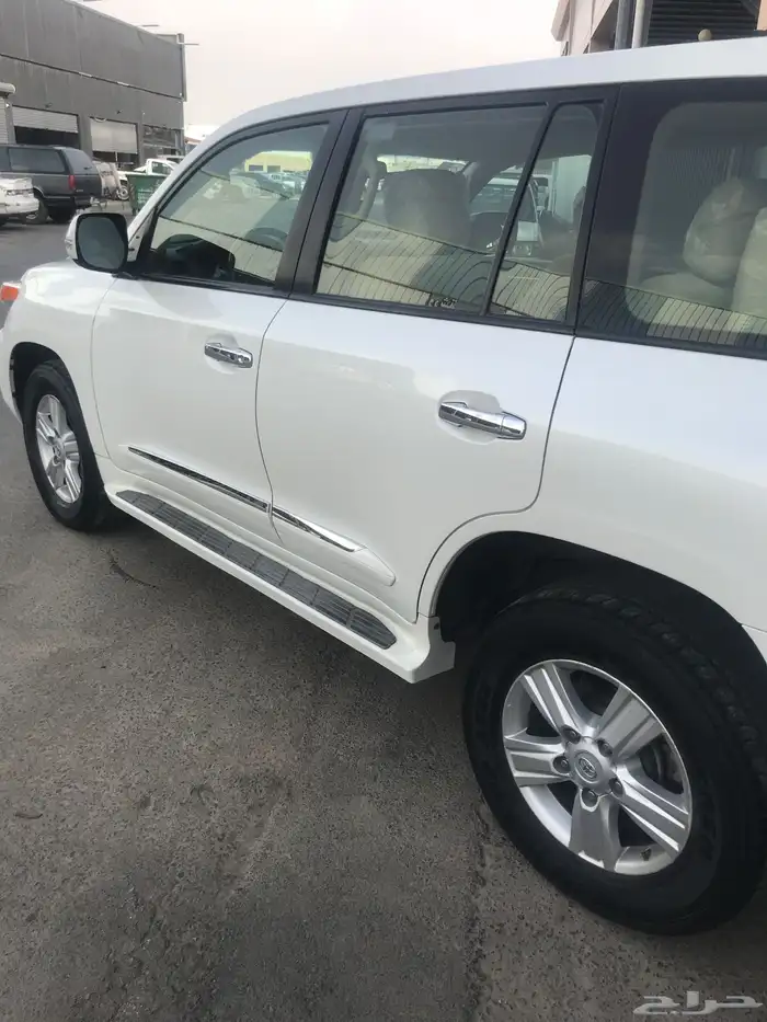 جيب GXR3 موديل 2014 8 سلندر 4