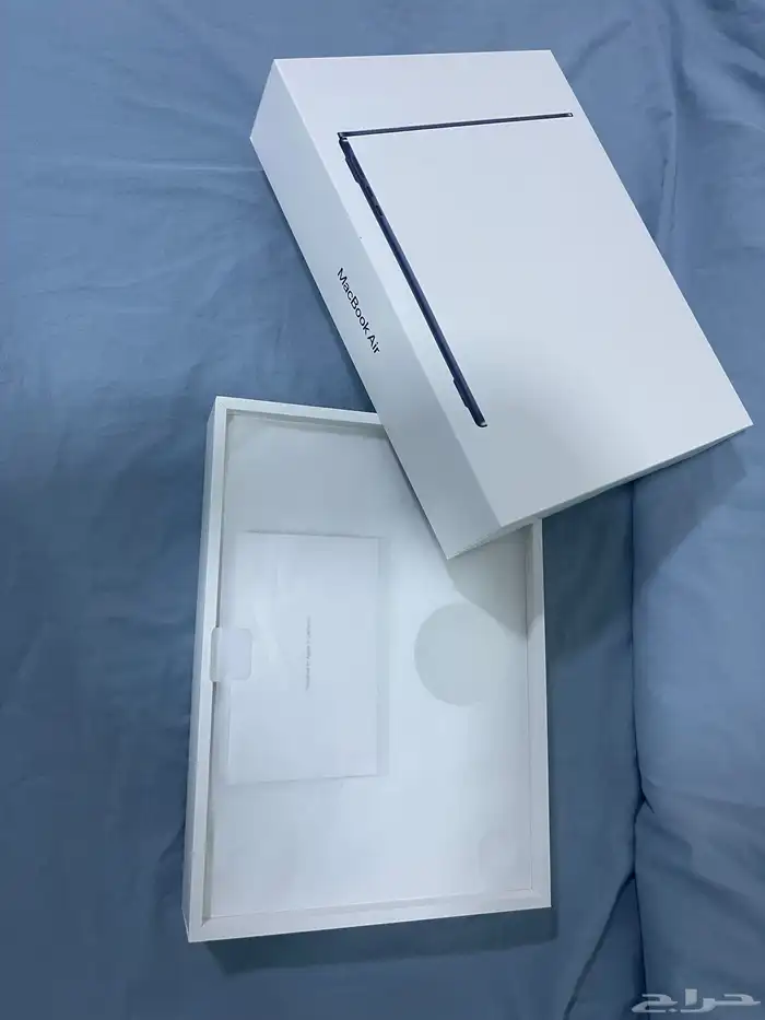 ماك بوك اير إم 2   MacBook Air m2 0