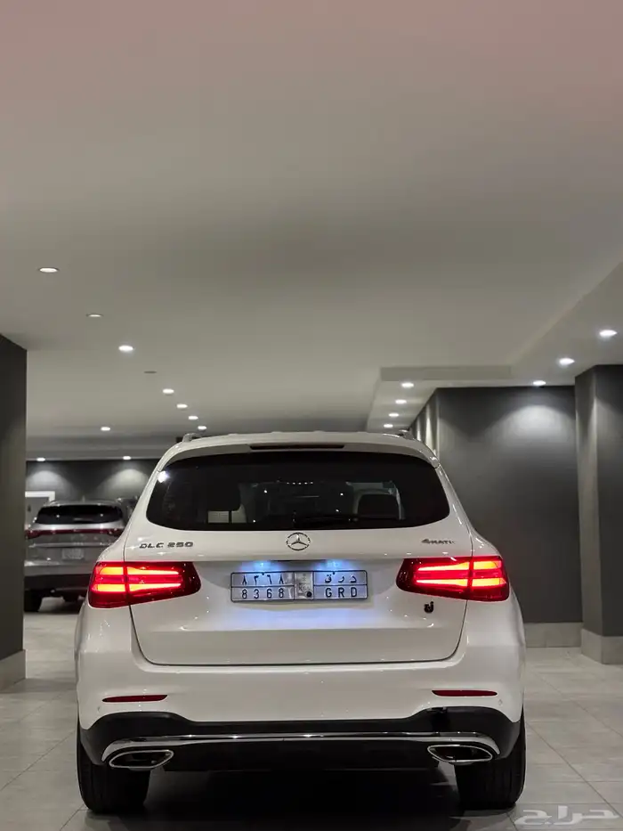 مرسيدس GLC نظيف جدا 7