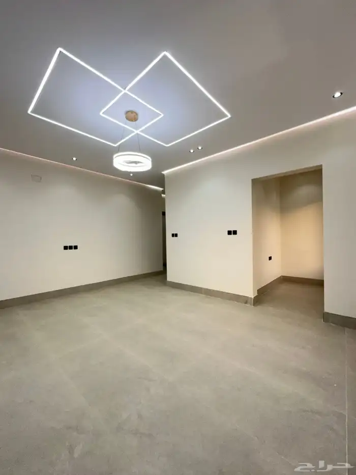 فيلا فاخرة للبيع مذينب مخطط البدراني 19