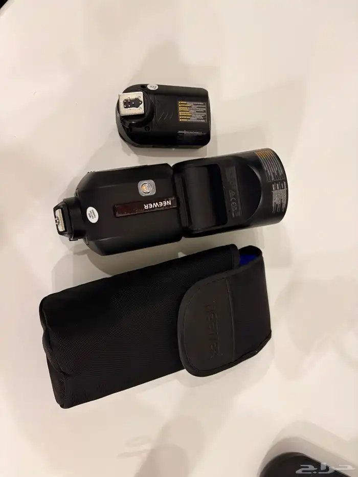 فلاش كانون مع تريقر 1