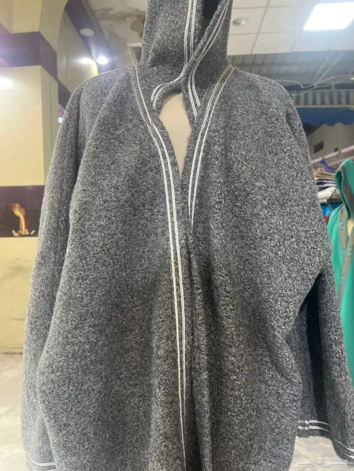 فروات نسائيه فرو وعبايه جوخ 4