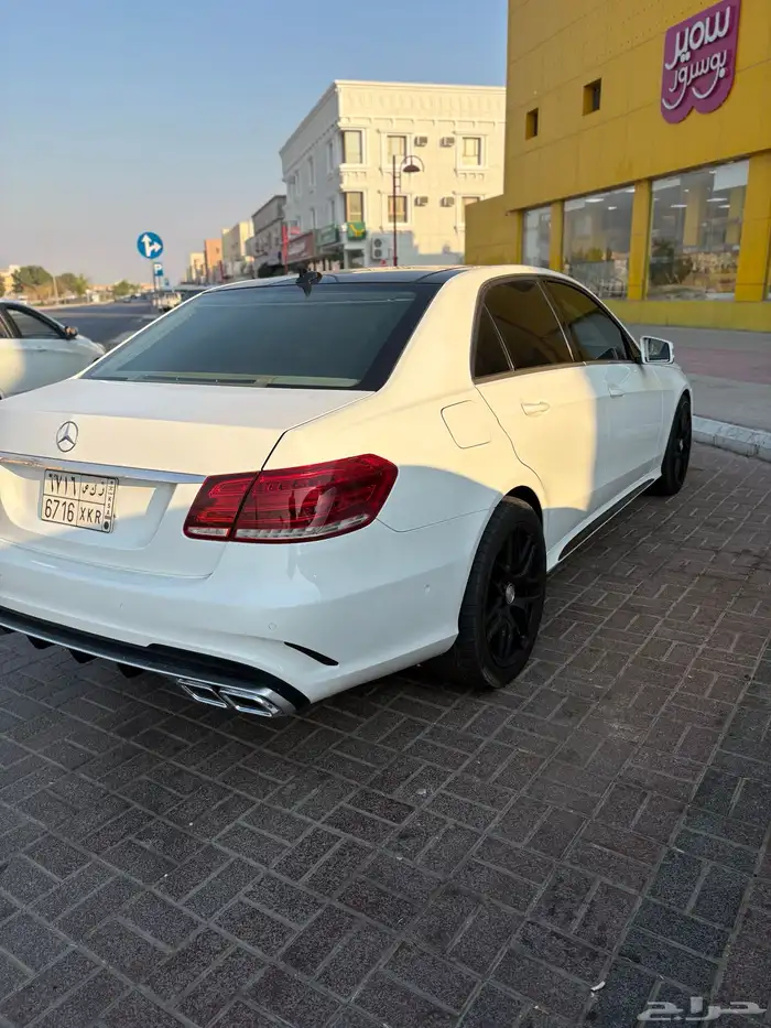 مرسيدس E300 2