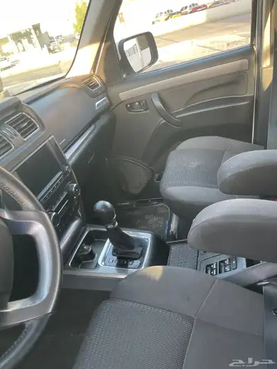 وانيت مهانيدرا 2022 ديزل قير اوتامتيك للبيع او الايجار index