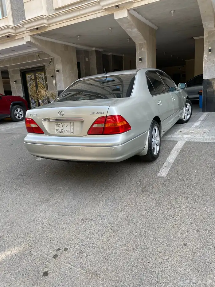 فرصة ذهبية لمحبي السيارات الكلاسيكية 8