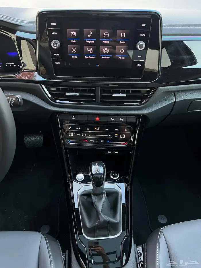 فولكس واجن تي روك 2024 شبه جديد 13