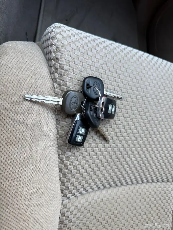 فورتشنر 2015 دبل مخزن ماشي 60 الف فقط 28