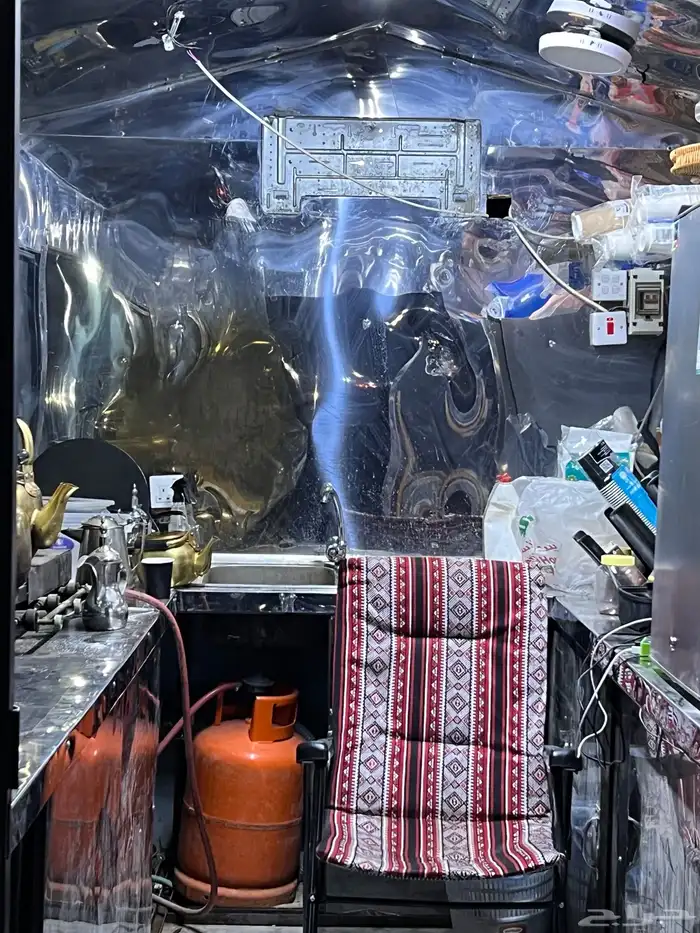 للبيع فود ترك 1