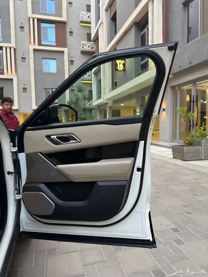 Land Rover Velar R 2019 24