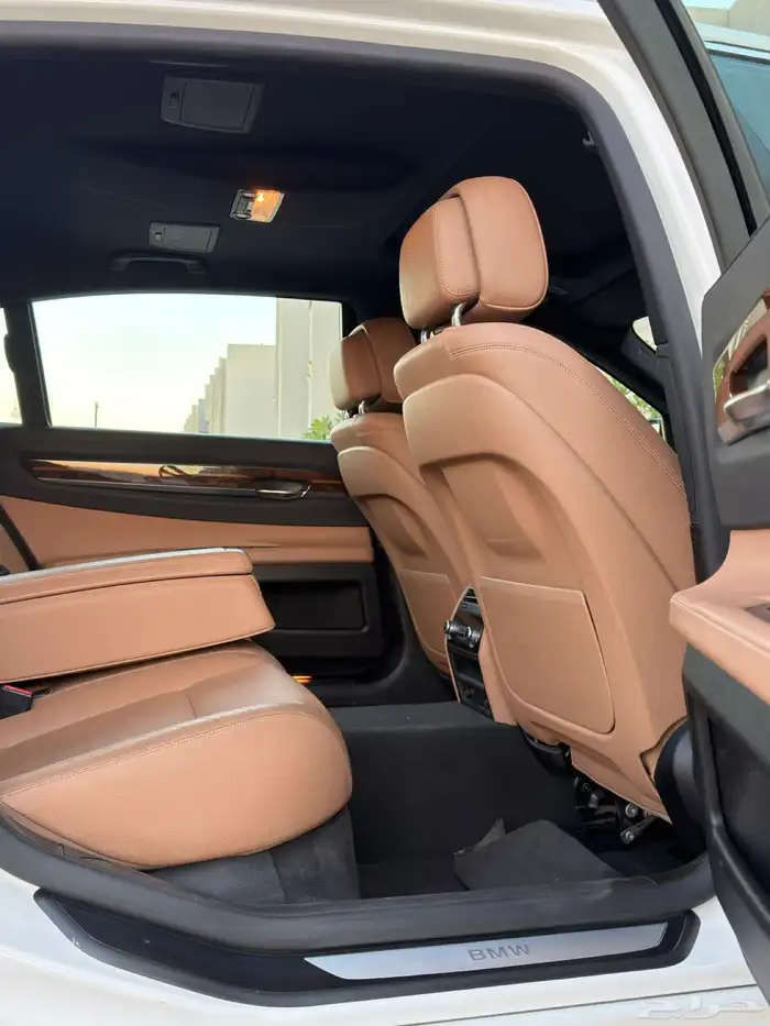 بي أم دبليو 2015 فئة 730 فل كامل موتر شرط الفحص بدي ومحركات 18