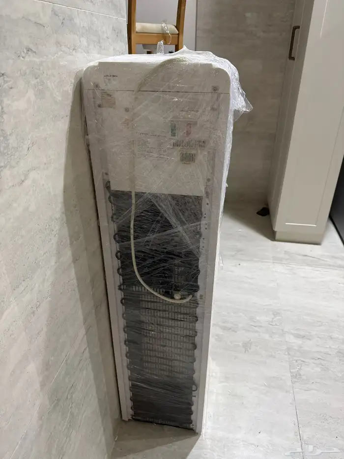 برادة ماء ماركة homix مع ادراج تخزين سفليه 1