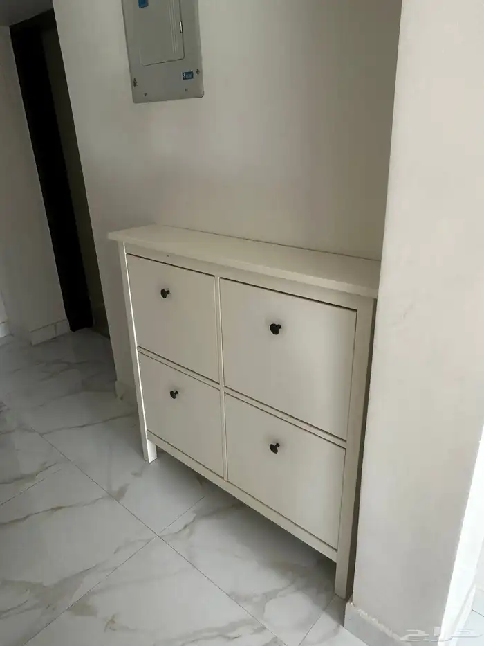 طاولة مدخل - جزامة 1