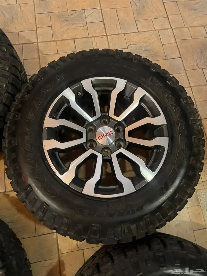 كفرات قودير حجري مقاس 18 ( بدون الجنوط ) 1