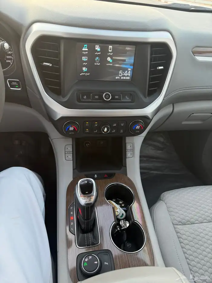 جمس اكاديا 2018 نص فل نظيف 14